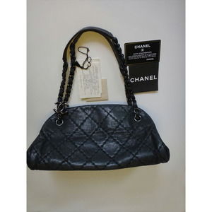 Chanel Bag Leather Shoulder Black Vintage Chain Metallic